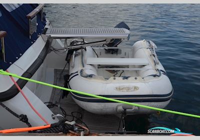 Storebro Royal Cruiser 380 Biscay Motorbåd 1993, med Volvo Penta motor, Sverige