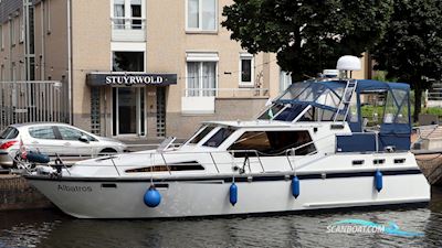 Succes Jachten 115 Sport Motorbåd 1988, med Fiat / Iveco motor, Holland