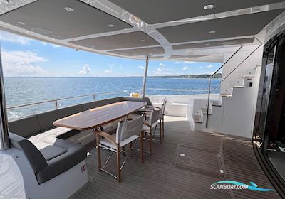 Sunseeker 86 Yacht Motorbåd 2018, Sverige