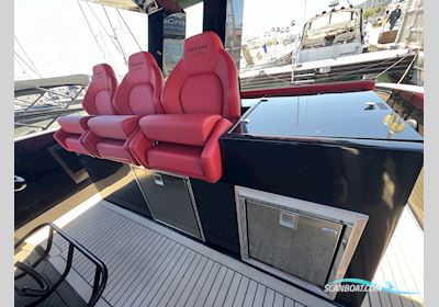 Tesoro T40 Black Series Motorbåd 2023, Frankrig