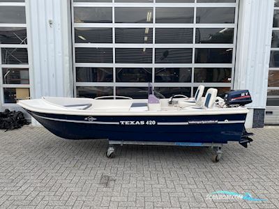 Texas 420 Motorbåd 2005, med Selva motor, Holland
