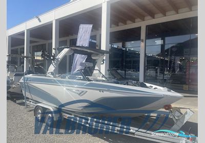 Tigé Z3 Wakesurf Motorbåd 2023, med Indmar Raptor 400 motor, Tyskland
