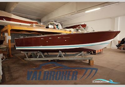 Timossi Lario Motorbåd 1966, med Chrysler M 318C motor, Italien