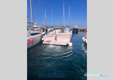 Tornado 38 Motorbåd 1992, med Volvo Penta D6 motor, Italien