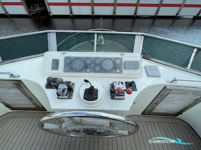 Trader 41+2 Motorbåd 1988, med Ford Sea Lion motor, Holland