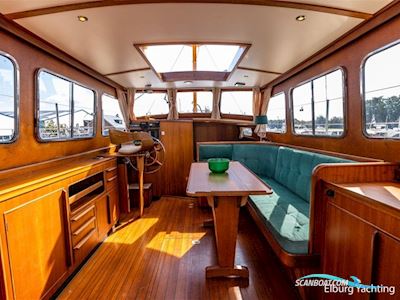 Trewes Spitsgatkotter 12.00 OK Motorbåd 1968, Holland