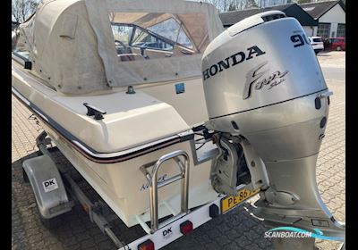 Uttern 5000 DC Med 90 hk Honda 4 Takt BF og 1300 kg Trailer - Anvisningssalg Motorbåd 2024, med Honda motor, Danmark