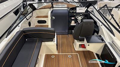 Uttern D65 Motorbåd 2023, med Mercury motor, Sverige