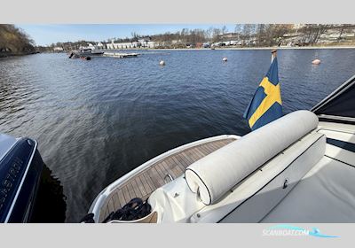 Uttern D68 Motorbåd 2003, med Mercruiser motor, Sverige