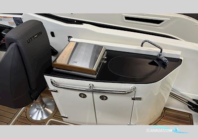 Uttern D70 Motorbåd 2025, med Mercury motor, Sverige