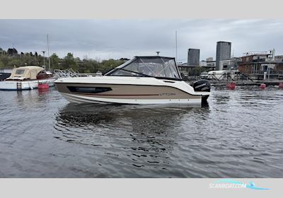Uttern D70 Motorbåd 2017, med Mercury motor, Sverige