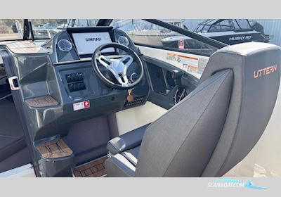 Uttern D70 Motorbåd 2020, med Mercury motor, Sverige