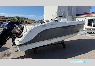 Uttern S57 Motorbåd 2017, med Mercury motor, Sverige