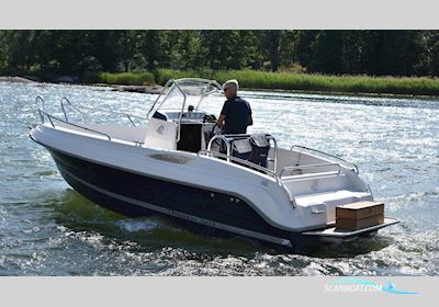 Uttern S64 Exclusive Motorbåd 2006, med  Mercruiser motor, Sverige