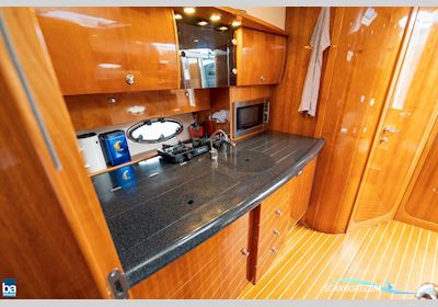 Windy 37 HT Grand Mistral Motorbåd 2004, med Volvo Penta KAD 300 x2 a 285hk motor, Sverige