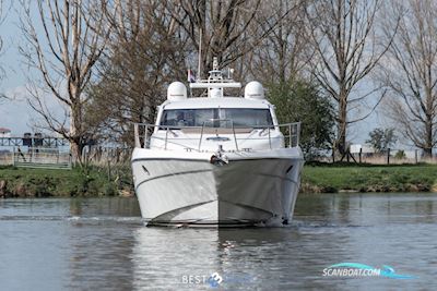 Windy 48 Triton Motorbåd 2008, med D6 - 435 ( IPS 600) motor, Holland