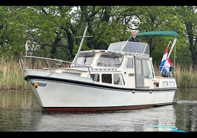 Woudstra Kruiser Motorbåd 1976, med Samofa motor, Holland