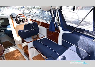 AQUADOR 23 HT Motorbåt 2005, med  Mercruiser motor, Sverige
