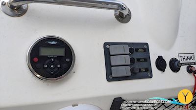 AVON 620 Adventure RIB Motorbåt 2006, med Mariner motor, England