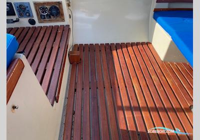 Adec 560 Motorbåt 1981, med Volvo Penta motor, Holland