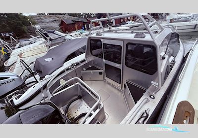 Anytec 747 Cab Motorbåt 2016, med Mercury motor, Sverige