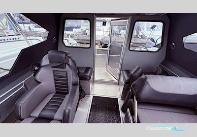 Anytec 747 Cab Motorbåt 2016, med Mercury motor, Sverige