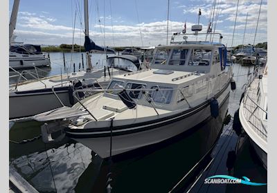 Apollo 32 TT Deluxe Motorbåt 1985, med Volvo Penta KAMD43P motor, Danmark