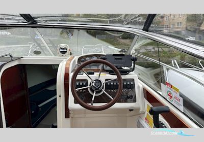 Aquador 23 DC Motorbåt 2007, med Mercruser motor, Sverige