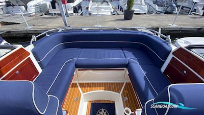 Aquador 23 DC Motorbåt 2006, med Volvo Penta motor, Sverige