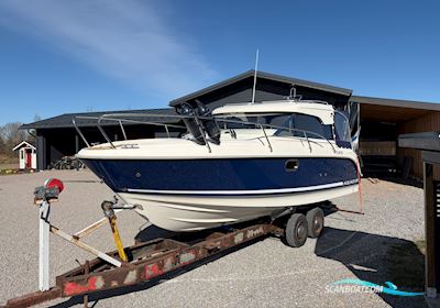 Aquador 23 HT Motorbåt 2002, med Volvo Penta Kad32 motor, Sverige