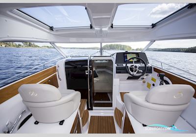 Aquador 25 HT Classic Motorbåt 2024, med Mercruiser V6-250 hk motor, Sverige