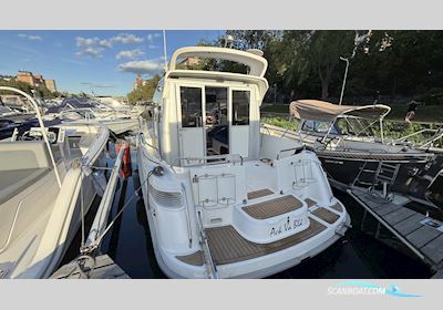 Aquador 28 C Motorbåt 2006, med Mercruiser motor, Sverige