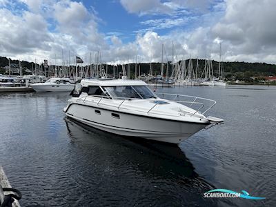 Aquador 28 HT Motorbåt 2021, med Mercury Diesel V6-270 hk motor, Sverige