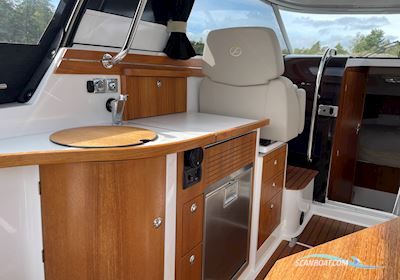 Aquador 30 HT Motorbåt 2021, med MerCruiser TDI V8 4,2  motor, Sverige