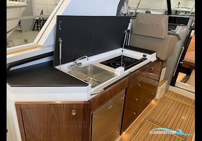 Aquador 300 HT Motorbåt 2025, med 2 x Mercury 200 motor, Danmark