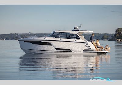 Aquador 300 HT Motorbåt 2026, med Mercury Diesel 3.0 V6 270 hk med Bravo III drev motor, Danmark