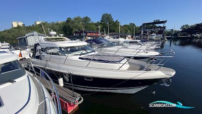 Aquador 33 HT Motorbåt 2012, med Volvo Penta motor, Sverige