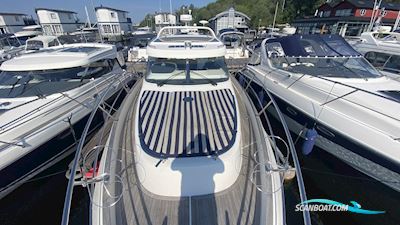 Aquador 33 HT Motorbåt 2012, med Volvo Penta motor, Sverige