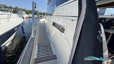 Aquador 33 HT Motorbåt 2012, med Volvo Penta motor, Sverige