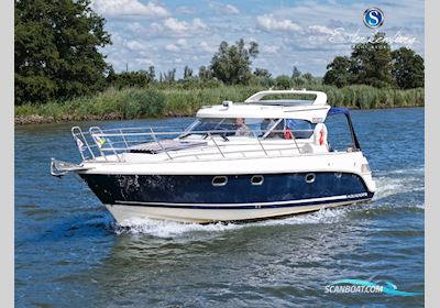 Aquador 33 HT Motorbåt 2010, med Volvo Penta motor, Holland
