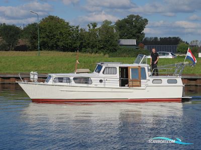 Ariadne AK Motorbåt 1979, med Mercedes Benz Diesel motor, Holland