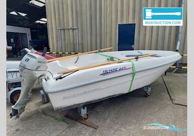 Atlantic 445 Westwind Motorbåt , med Honda motor, Holland