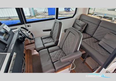 Axopar 28 Aft Cabin Motorbåt 2017, med Mercury motor, Sverige