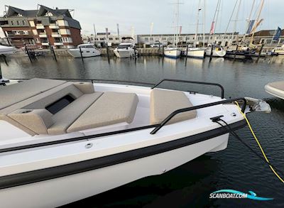 Axopar 37 Cross Cabin - Aft Cabin Motorbåt 2023, med Mercury motor, Tyskland