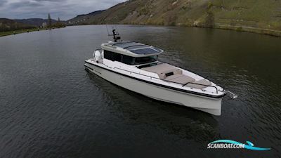 Axopar 37 Cross Cabin - U-Sofa Motorbåt 2025, med Mercury motor, Tyskland