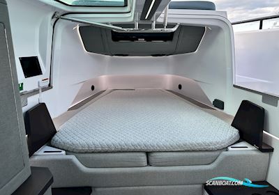 Axopar 37 XC Cross Cabin Brabus Motorbåt 2022, med Mercury 4 Stroke motor, Sverige