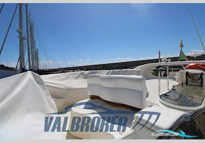 Azimut 42 Motorbåt 1999, med Caterpillar 3126-385 Dita motor, Italien