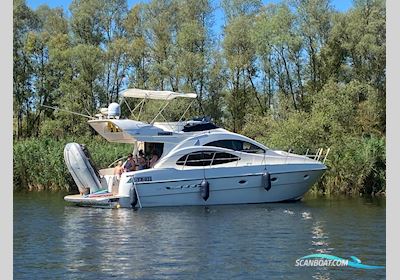 Azimut 42 Motorbåt 2001, med 2 motor, Holland