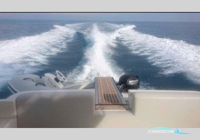 Azimut 43 Fly Motorbåt 2007, med Cummins Qsb 5.9 motor, Italien