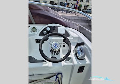 B2 MARINE Cap Ferret 752 Day Cruiser Avec Place Motorbåt 2013, med SUSUKI motor, Frankrike
